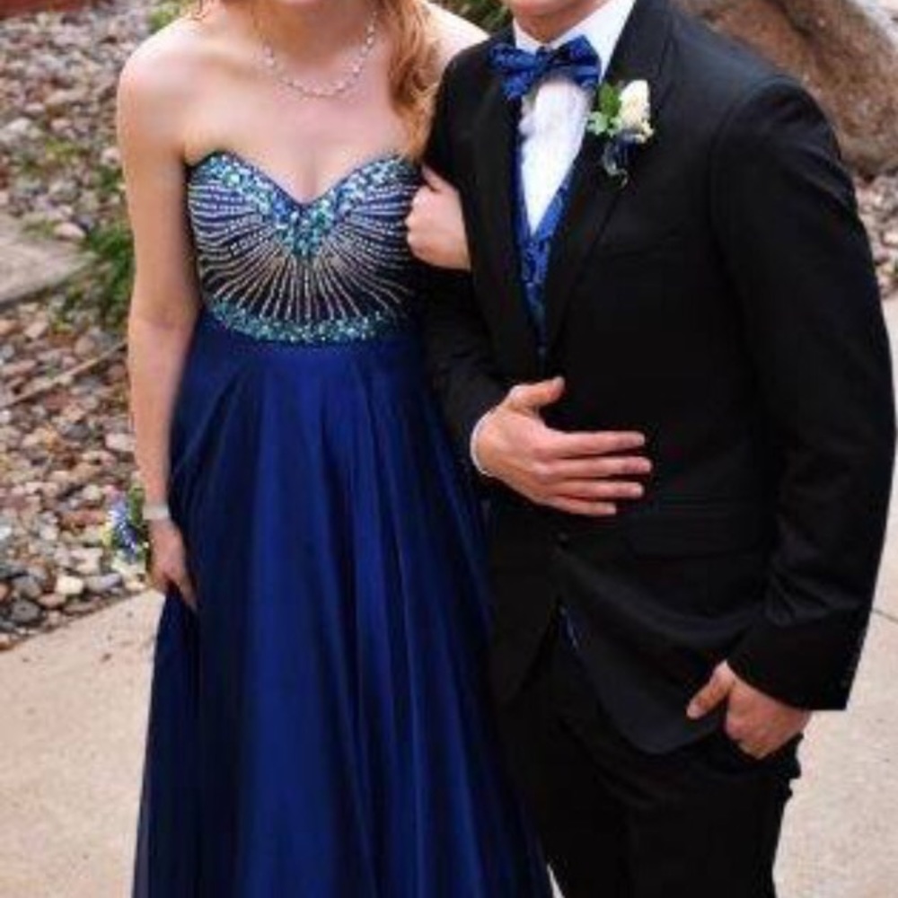 Royal Blue Prom Dress! - Picture 4 of 5